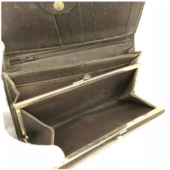 Authentic Gucci Brown Monogram Wallet - Picture 6 of 8
